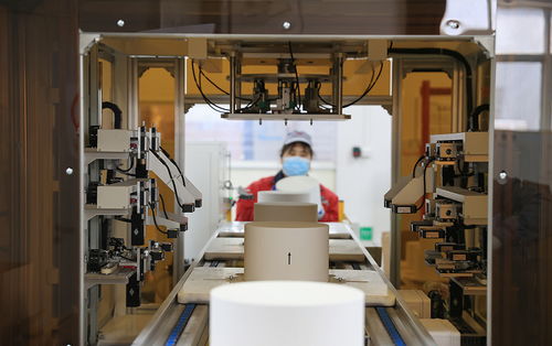 活力中國圖鑒 企穩(wěn)回升，規(guī)上工業(yè)增加值同比增長2.4%背后的技術(shù)開發(fā)動(dòng)能